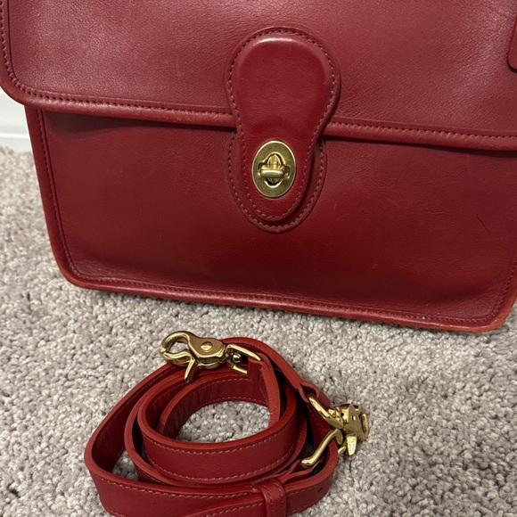 Vintage Coach 9927 Willis Crossbody Shoulder Handle Bag Red Leather - Picture 2 of 15